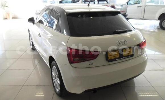 Sayi Na hannu Audi A1 White Mota in Maseru a Maseru Sayi Na hannu Audi A1 White Mota in Maseru a Maseru