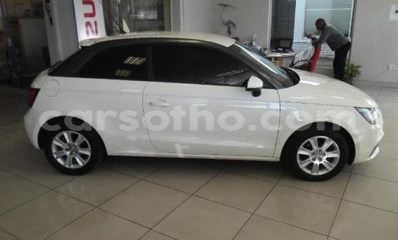 Sayi Na hannu Audi A1 White Mota in Maseru a Maseru Sayi Na hannu Audi A1 White Mota in Maseru a Maseru