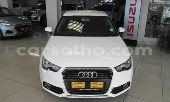 Sayi Na hannu Audi A1 White Mota in Maseru a Maseru Sayi Na hannu Audi A1 White Mota in Maseru a Maseru