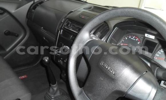 Buy Used Isuzu KB White Car in Maseru in Maseru Buy Used Isuzu KB White Car in Maseru in Maseru