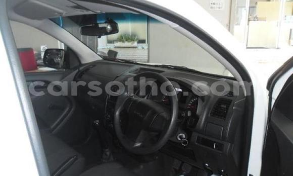 Buy Used Isuzu KB White Car in Maseru in Maseru Buy Used Isuzu KB White Car in Maseru in Maseru