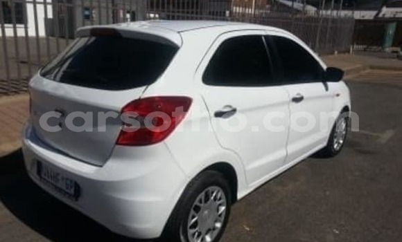 Sayi Na hannu Ford F–150 White Mota in Mafeteng a Mafeteng