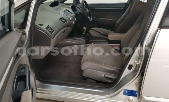 Sayi Na hannu Honda Civic Silver Mota in Maseru a Maseru Sayi Na hannu Honda Civic Silver Mota in Maseru a Maseru