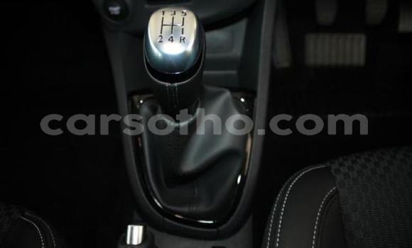 Sayi Na hannu Renault Clio Silver Mota in Maputsoa a Leribe Sayi Na hannu Renault Clio Silver Mota in Maputsoa a Leribe