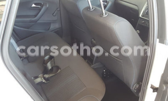 Sayi Na hannu Volkswagen Polo White Mota in Thaba–Tseka a Mafeteng Sayi Na hannu Volkswagen Polo White Mota in Thaba–Tseka a Mafeteng