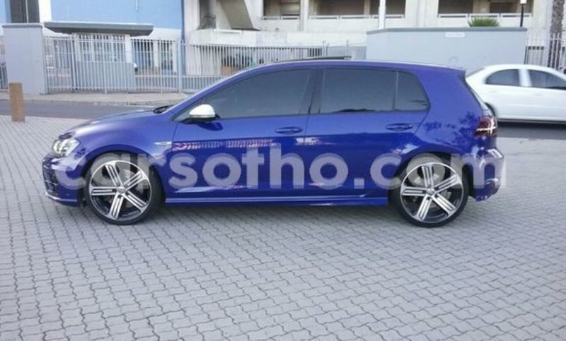 Big with watermark medium with watermark 2014 volkswagen golf 4