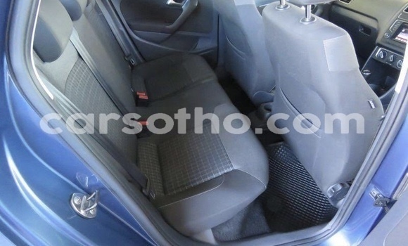 Sayi Na hannu Volkswagen Polo Blue Mota in Thaba–Tseka a Mafeteng Sayi Na hannu Volkswagen Polo Blue Mota in Thaba–Tseka a Mafeteng