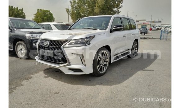 اشتري Imported Lexus LX Red سيارة في Import - Dubai في Maseru اشتري Imported Lexus LX Red سيارة في Import - Dubai في Maseru