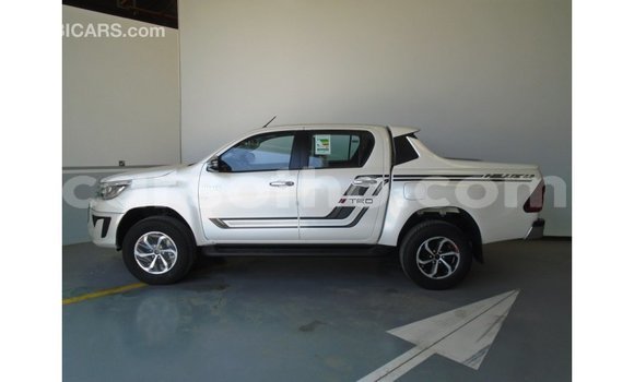 Buy Import Toyota Hilux White Car in Import - Dubai in Maseru Buy Import Toyota Hilux White Car in Import - Dubai in Maseru