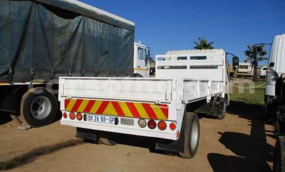 اشتري مستعمل Hino 300 Series White شاحنة في Mohale's Hoek في Mohale's Hoek اشتري مستعمل Hino 300 Series White شاحنة في Mohale's Hoek في Mohale's Hoek