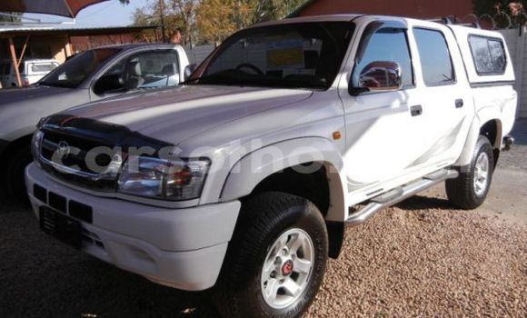 اشتري مستعمل Toyota Hilux White سيارة في Maseru في Maseru اشتري مستعمل Toyota Hilux White سيارة في Maseru في Maseru