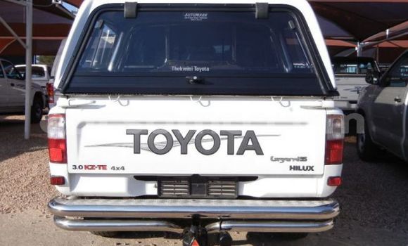 اشتري مستعمل Toyota Hilux White سيارة في Maseru في Maseru اشتري مستعمل Toyota Hilux White سيارة في Maseru في Maseru