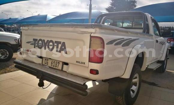 اشتري مستعمل Toyota Hilux White سيارة في Maseru في Maseru اشتري مستعمل Toyota Hilux White سيارة في Maseru في Maseru