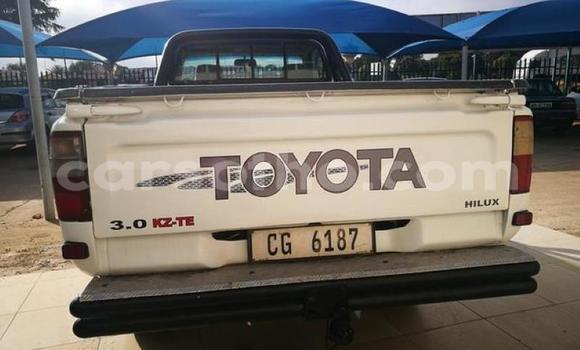 اشتري مستعمل Toyota Hilux White سيارة في Maseru في Maseru اشتري مستعمل Toyota Hilux White سيارة في Maseru في Maseru