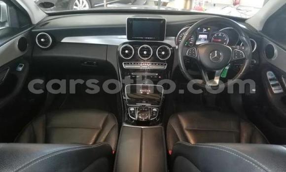 Sayi Na hannu Mercedes-Benz C–Class Silver Mota in Maputsoe a Leribe Sayi Na hannu Mercedes-Benz C–Class Silver Mota in Maputsoe a Leribe