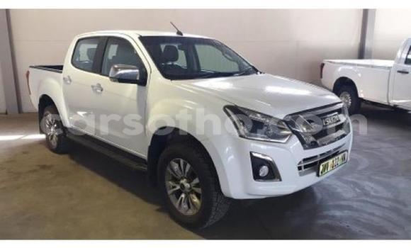 Acheter Occasion Voiture Isuzu KB Blanc à Maseru, Maseru Acheter Occasion Voiture Isuzu KB Blanc à Maseru, Maseru
