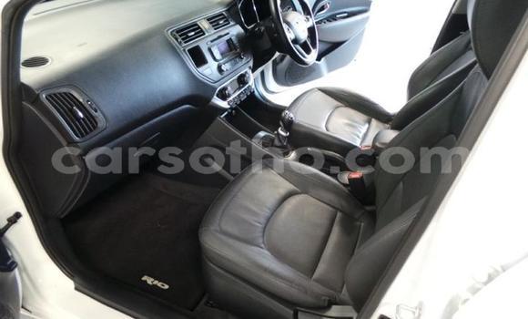 Acheter Occasion Voiture Kia Rio Blanc à Maseru, Maseru Acheter Occasion Voiture Kia Rio Blanc à Maseru, Maseru