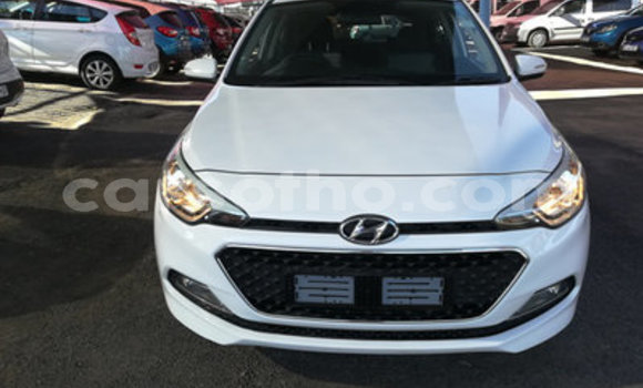 Buy Used Hyundai i20 White Car in Maseru in Maseru Buy Used Hyundai i20 White Car in Maseru in Maseru