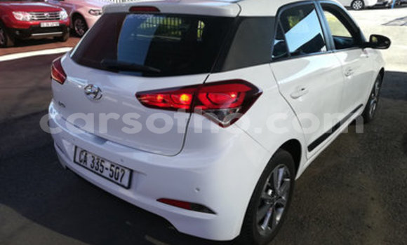 Buy Used Hyundai i20 White Car in Maseru in Maseru Buy Used Hyundai i20 White Car in Maseru in Maseru