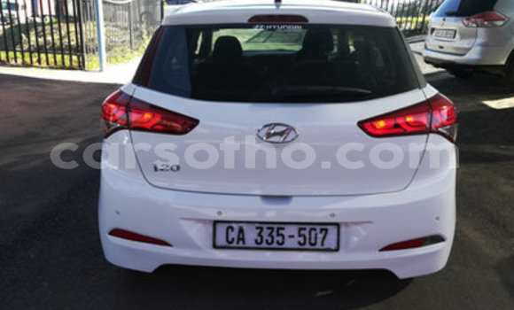 Buy Used Hyundai i20 White Car in Maseru in Maseru Buy Used Hyundai i20 White Car in Maseru in Maseru