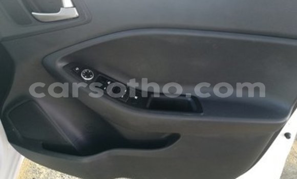 Buy Used Hyundai i20 White Car in Maseru in Maseru Buy Used Hyundai i20 White Car in Maseru in Maseru