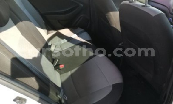 Buy Used Hyundai i20 White Car in Maseru in Maseru Buy Used Hyundai i20 White Car in Maseru in Maseru