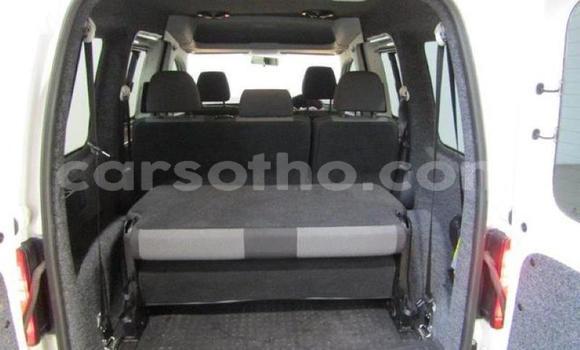 Sayi Na hannu Volkswagen Caddy White Mota in Maseru a Maseru Sayi Na hannu Volkswagen Caddy White Mota in Maseru a Maseru