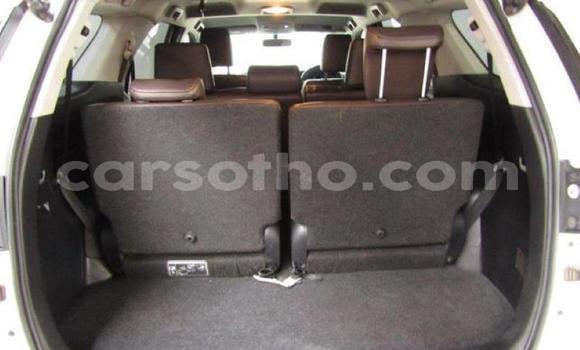 Acheter Occasion Voiture Toyota Fortuner Blanc à Maseru, Maseru Acheter Occasion Voiture Toyota Fortuner Blanc à Maseru, Maseru