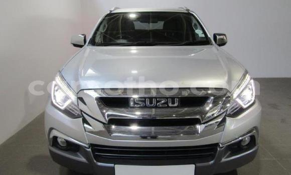 Sayi Na hannu Isuzu MU-X Silver Mota in Maseru a Maseru Sayi Na hannu Isuzu MU-X Silver Mota in Maseru a Maseru