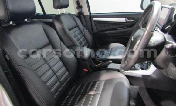 Sayi Na hannu Isuzu MU-X Silver Mota in Maseru a Maseru Sayi Na hannu Isuzu MU-X Silver Mota in Maseru a Maseru