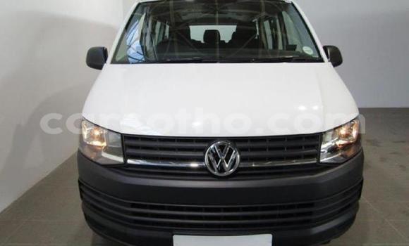 Acheter Occasion Voiture Volkswagen Transporter Blanc à Maseru, Maseru Acheter Occasion Voiture Volkswagen Transporter Blanc à Maseru, Maseru