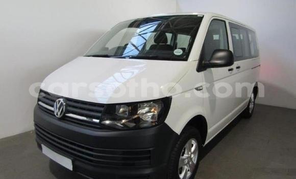 Acheter Occasion Voiture Volkswagen Transporter Blanc à Maseru, Maseru Acheter Occasion Voiture Volkswagen Transporter Blanc à Maseru, Maseru