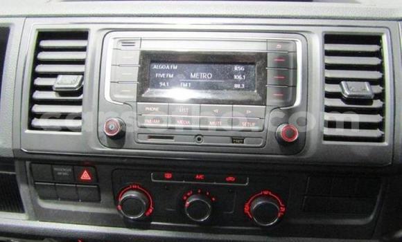 Acheter Occasion Voiture Volkswagen Transporter Blanc à Maseru, Maseru Acheter Occasion Voiture Volkswagen Transporter Blanc à Maseru, Maseru