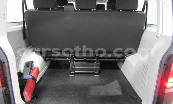 Acheter Occasion Voiture Volkswagen Transporter Blanc à Maseru, Maseru Acheter Occasion Voiture Volkswagen Transporter Blanc à Maseru, Maseru