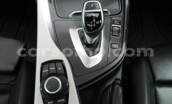 Acheter Occasion Voiture BMW 3–Series Rouge à Maseru, Maseru Acheter Occasion Voiture BMW 3–Series Rouge à Maseru, Maseru