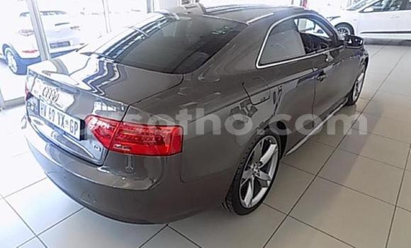Acheter Occasion Voiture Audi A5 Vert à Maseru, Maseru Acheter Occasion Voiture Audi A5 Vert à Maseru, Maseru