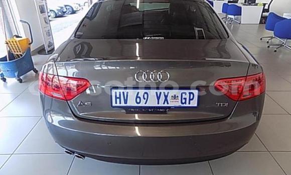 Acheter Occasion Voiture Audi A5 Vert à Maseru, Maseru Acheter Occasion Voiture Audi A5 Vert à Maseru, Maseru