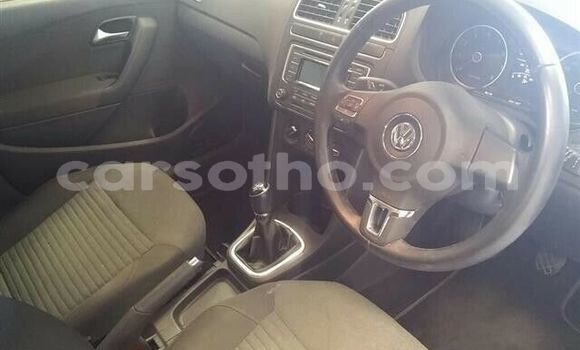 Sayi Na hannu Volkswagen Polo Silver Mota in Maseru a Maseru Sayi Na hannu Volkswagen Polo Silver Mota in Maseru a Maseru
