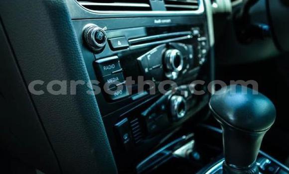 Acheter Occasion Voiture Audi A5 Bleu à Hlotse, Leribe Acheter Occasion Voiture Audi A5 Bleu à Hlotse, Leribe