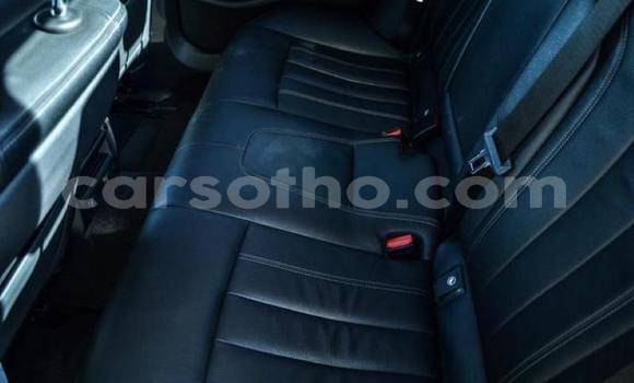 Sayi Na hannu BMW 5–Series White Mota in Hlotse a Leribe Sayi Na hannu BMW 5–Series White Mota in Hlotse a Leribe