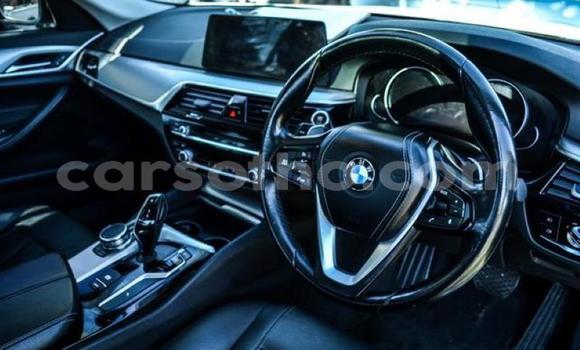 Sayi Na hannu BMW 5–Series White Mota in Hlotse a Leribe Sayi Na hannu BMW 5–Series White Mota in Hlotse a Leribe