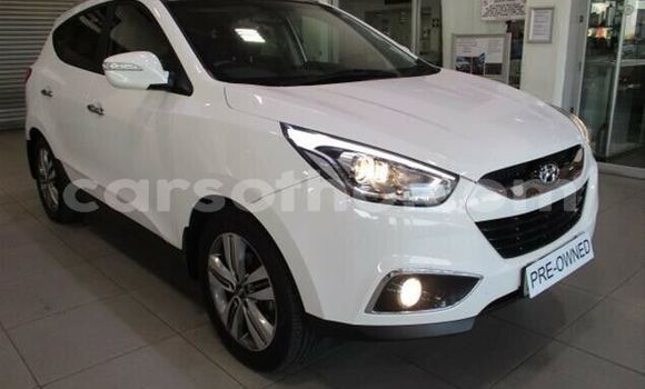 Buy Used Hyundai ix35 White Car in Maseru in Maseru Buy Used Hyundai ix35 White Car in Maseru in Maseru
