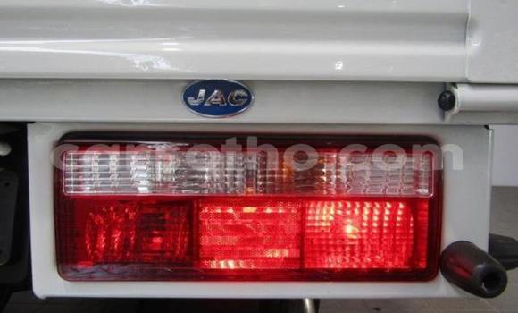 Acheter Occasion Voiture JAC J7 (Binyue) Blanc à Maseru, Maseru Acheter Occasion Voiture JAC J7 (Binyue) Blanc à Maseru, Maseru