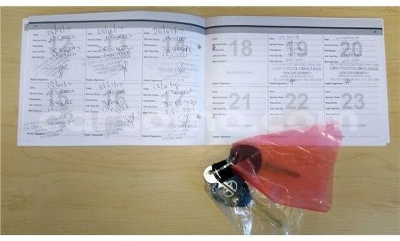 Buy Used Toyota Hilux White Car in Maseru in Maseru Buy Used Toyota Hilux White Car in Maseru in Maseru