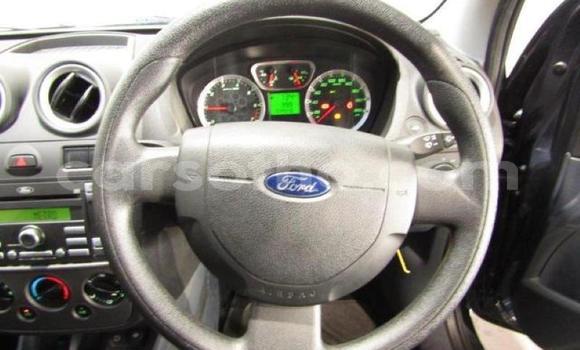 Sayi Na hannu Ford Ikon Other Mota in Maseru a Maseru Sayi Na hannu Ford Ikon Other Mota in Maseru a Maseru