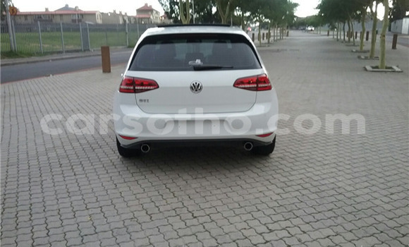 اشتري مستعمل Volkswagen Golf GTI White سيارة في Maseru في Maseru اشتري مستعمل Volkswagen Golf GTI White سيارة في Maseru في Maseru