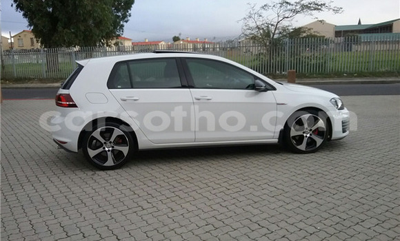 اشتري مستعمل Volkswagen Golf GTI White سيارة في Maseru في Maseru اشتري مستعمل Volkswagen Golf GTI White سيارة في Maseru في Maseru