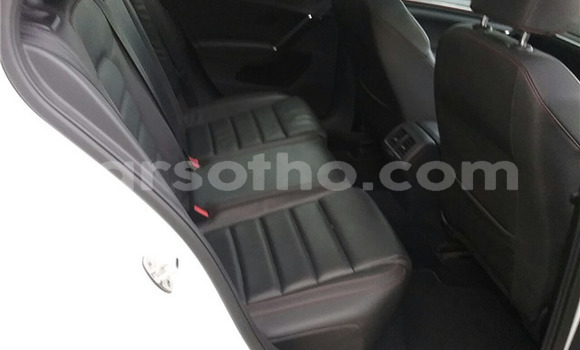 اشتري مستعمل Volkswagen Golf GTI White سيارة في Maseru في Maseru اشتري مستعمل Volkswagen Golf GTI White سيارة في Maseru في Maseru