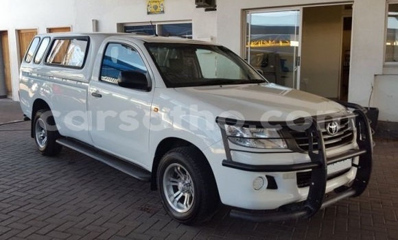 Acheter Occasion Voiture Toyota Hilux Blanc à Maseru, Maseru Acheter Occasion Voiture Toyota Hilux Blanc à Maseru, Maseru