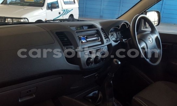 Acheter Occasion Voiture Toyota Hilux Blanc à Maseru, Maseru Acheter Occasion Voiture Toyota Hilux Blanc à Maseru, Maseru